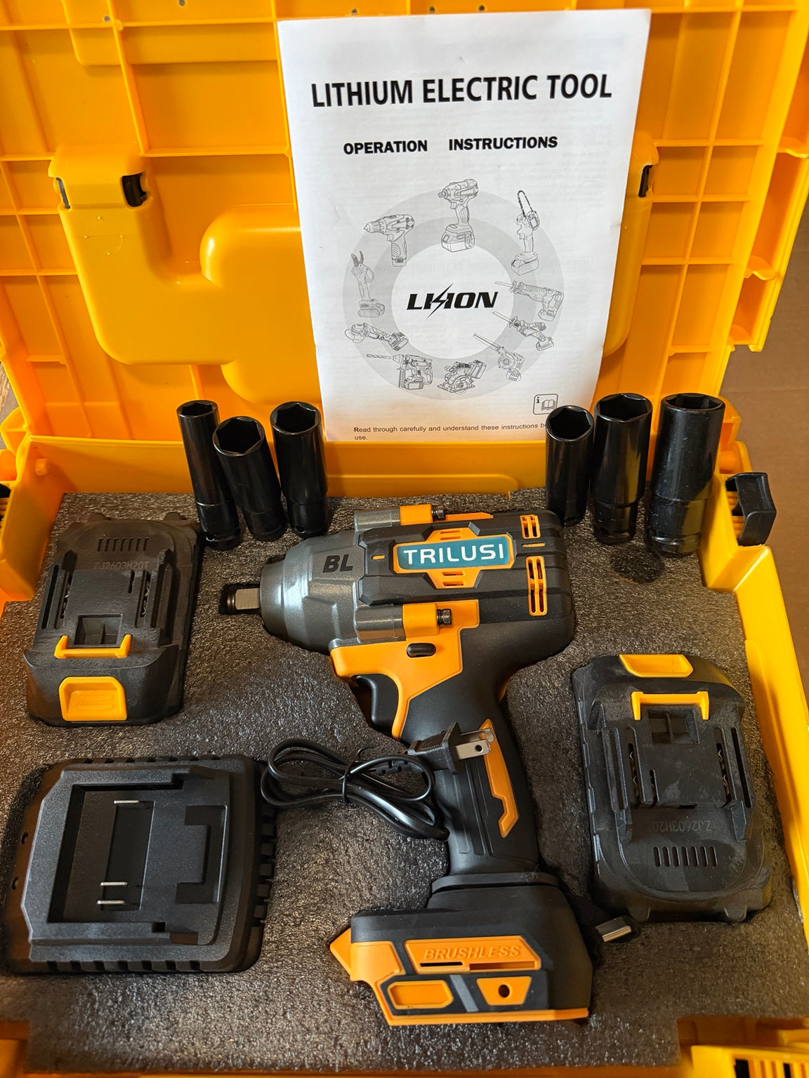 Impact Wrench 2.000Nm – Brushless Motor, 21V Lithium-Ion Battery 4.0Ah & Complete Socket Kit
